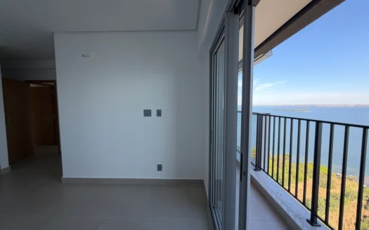 Apartamento de 3 Suítes na Graciosa