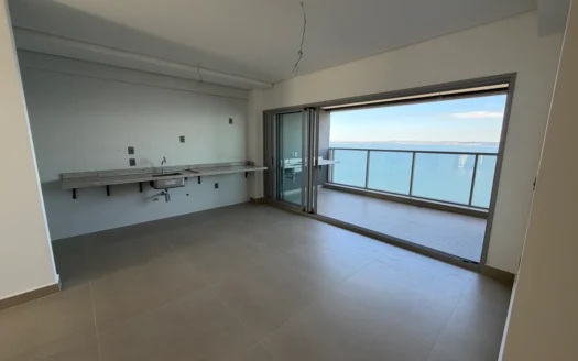 Apartamento de 3 Suítes na Graciosa