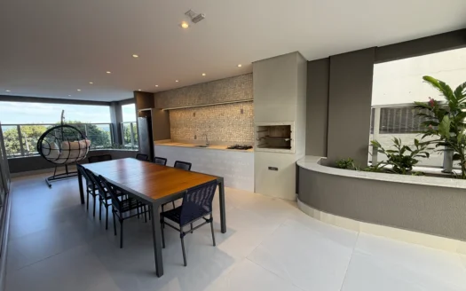 Apartamento de 3 Suítes na Graciosa