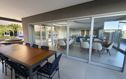 Apartamento de 3 Suítes na Graciosa