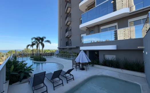 Apartamento de 3 Suítes na Graciosa