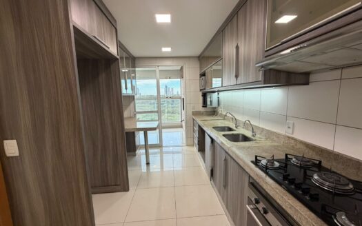 Apartamento com 4 Quartos