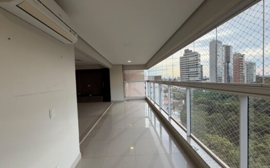 Apartamento com 4 Quartos
