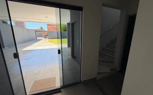 Sobrado com 4 Quartos