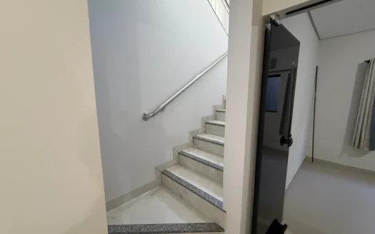 Sobrado com 4 Quartos