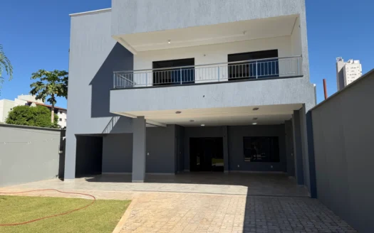 Sobrado com 4 Quartos