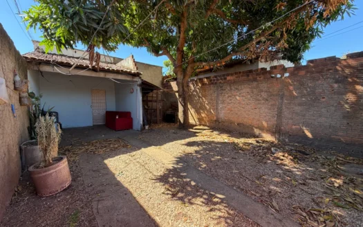 2 Casas em Lote Único