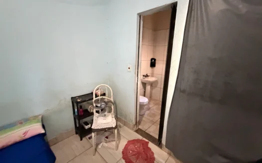 2 Casas em Lote Único