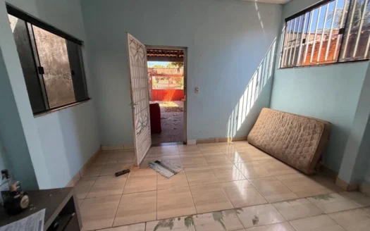 2 Casas em Lote Único