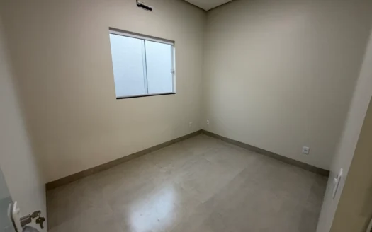 Casa com 4  Quartos