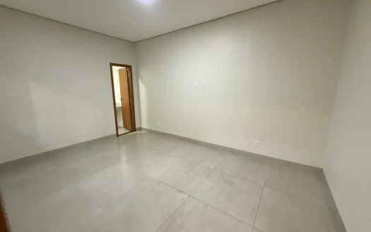 Casa com 4  Quartos