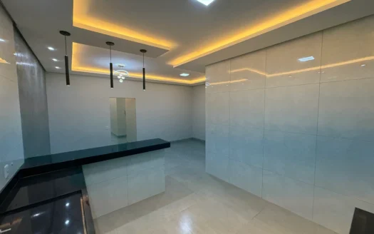 Casa com 4  Quartos