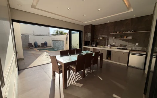 Casa com 3 Suítes Plenas