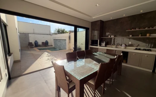 Casa com 3 Suítes Plenas
