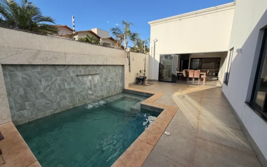 Casa com 3 Suítes Plenas