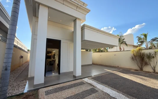 Casa com 3 Suítes Plenas
