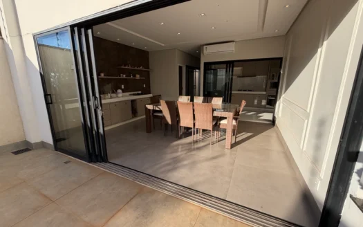 Casa com 3 Suítes Plenas