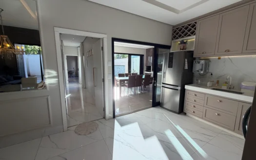 Casa com 3 Suítes Plenas