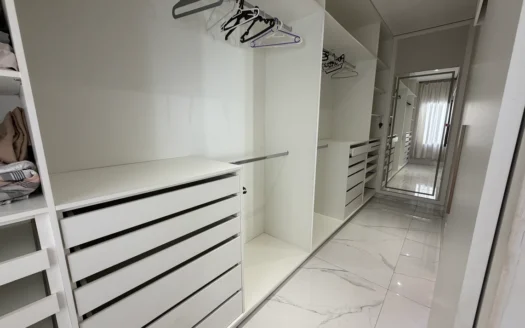 Casa com 3 Suítes Plenas