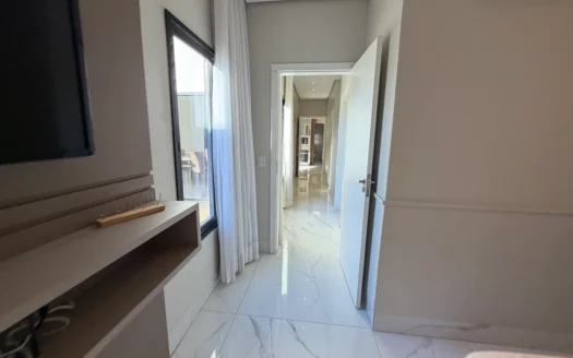 Casa com 3 Suítes Plenas