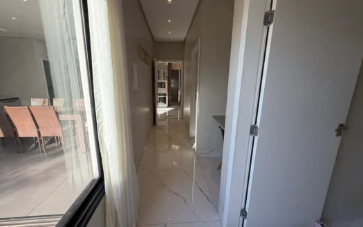 Casa com 3 Suítes Plenas