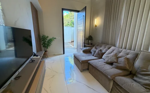 Casa com 3 Suítes Plenas