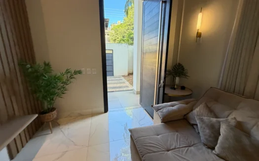 Casa com 3 Suítes Plenas