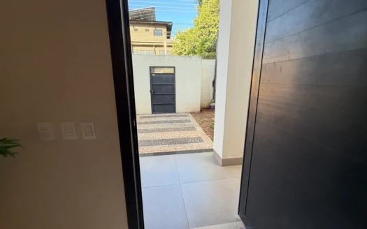 Casa com 3 Suítes Plenas