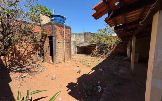 Casa com 2 Quartos