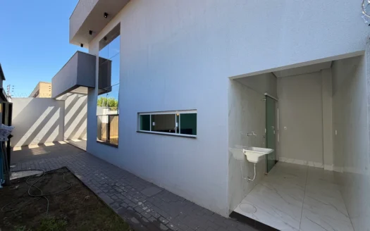 Casa Nova com 3 Quartos