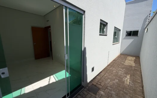 Casa Nova com 3 Quartos