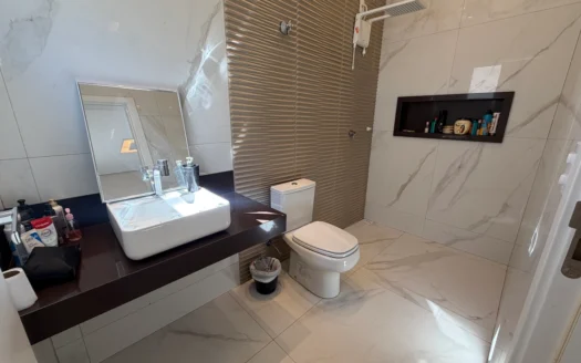 Casa com 3 Suítes