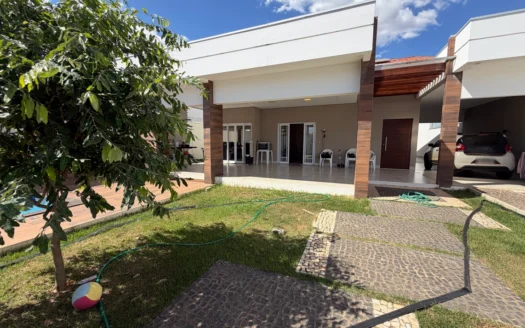 Casa com 3 Suítes