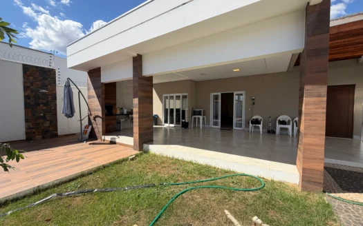 Casa com 3 Suítes