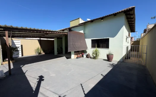 Casa com 3 Quartos