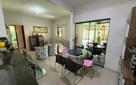 Casa com 3 Quartos