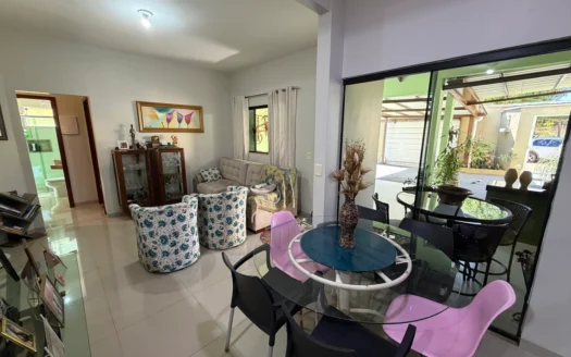 Casa com 3 Quartos