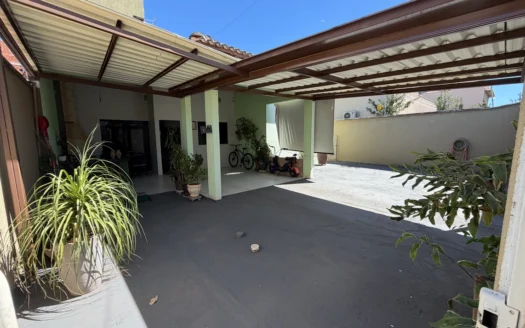 Casa com 3 Quartos