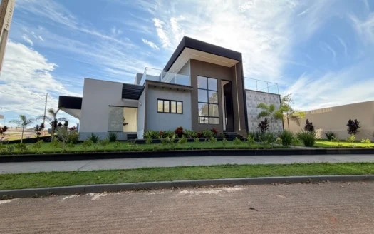 Casa com 4 Suítes