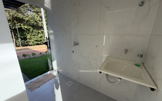 Casa com 4 Suítes