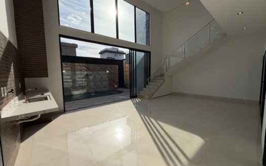 Casa com 4 Suítes