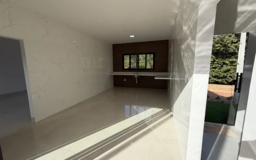Casa com 4 Suítes