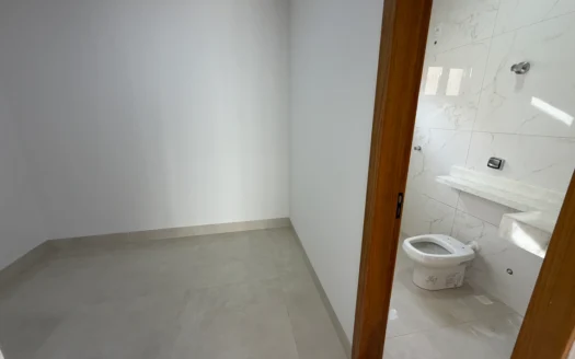 Casa com 4 Suítes