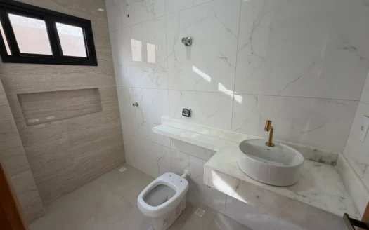 Casa com 4 Suítes