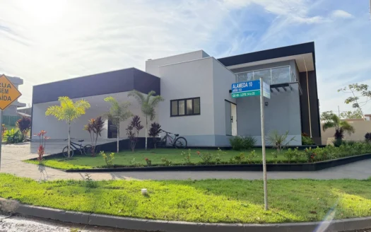Casa com 4 Suítes
