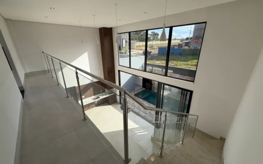Casa com 4 Suítes