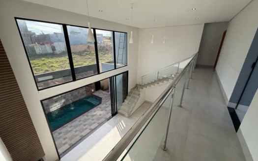Casa com 4 Suítes