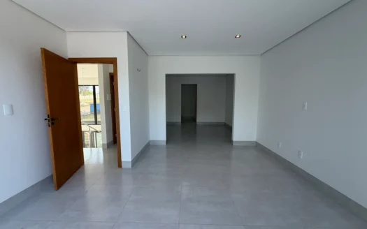 Casa com 4 Suítes