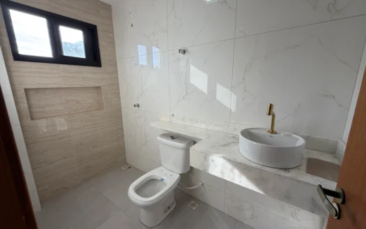 Casa com 4 Suítes