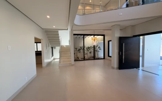 Sobrado com 3 Quartos